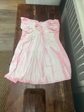 Sky Pink Strapless Top